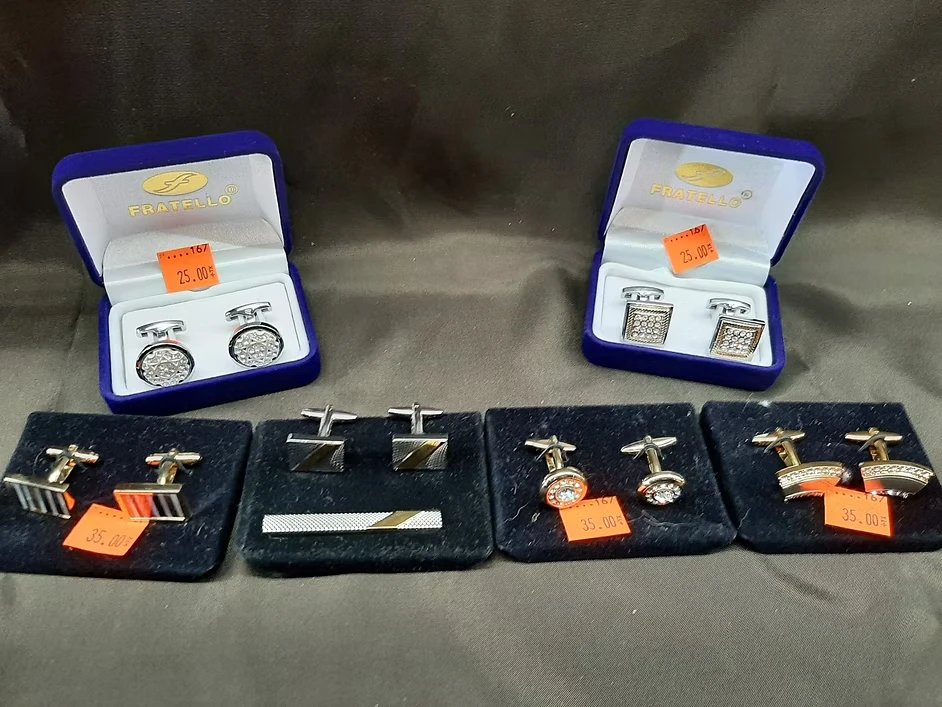 Fratello cufflinks and tie bar accessories display